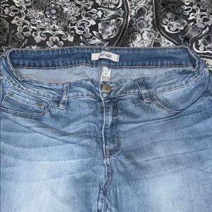 Refuge Women's High Rise Light Blue Jeans